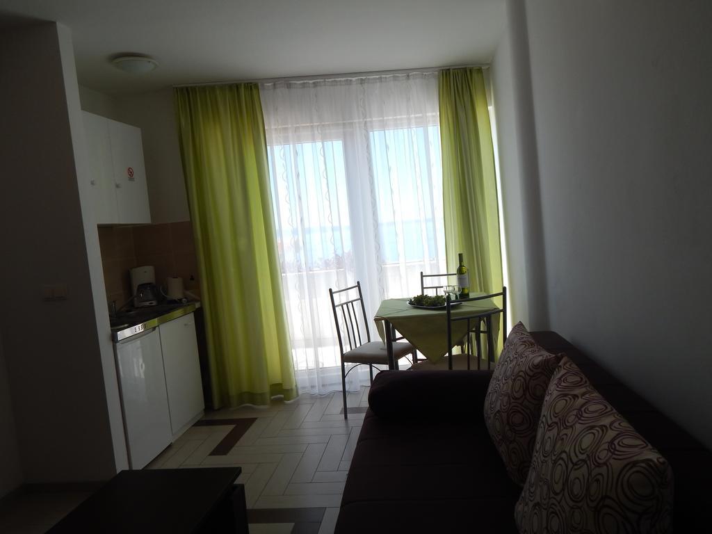 Apartments Sofija Podstrana Eksteriør bilde