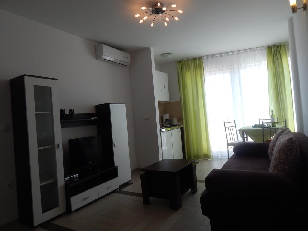 Apartments Sofija Podstrana Eksteriør bilde